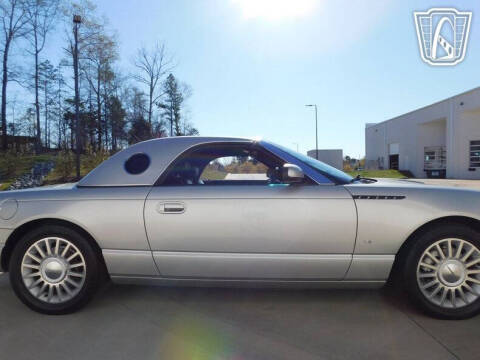 2004 Ford Thunderbird Deluxe
