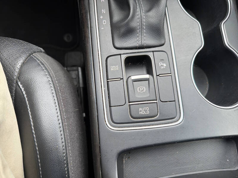 2019 Kia Sorento EX V6