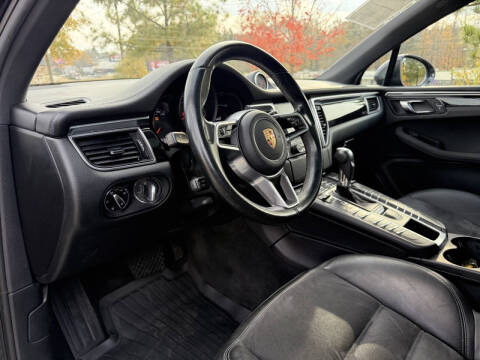 2017 Porsche Macan GTS