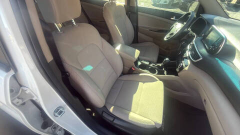 2020 Hyundai Tucson SE