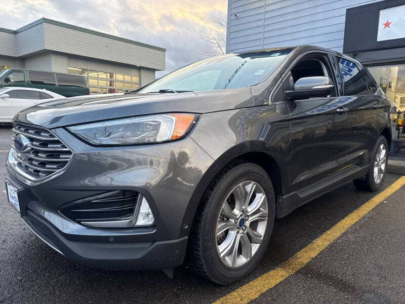 2019 Ford Edge Titanium