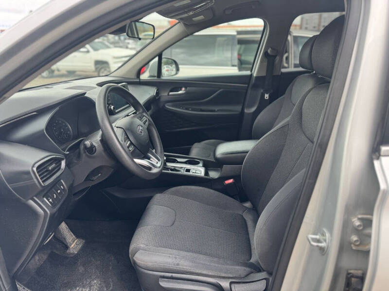 2019 Hyundai Santa Fe SE 2.4L