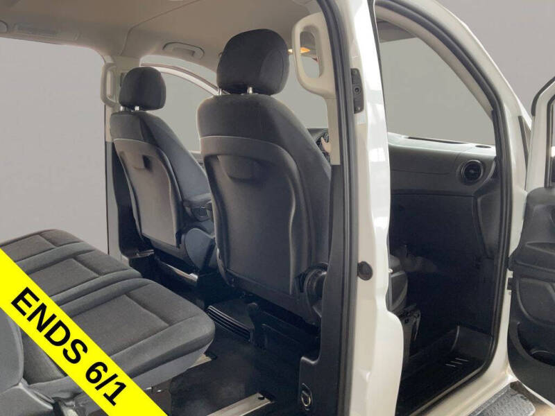 2016 Mercedes-Benz Metris Passenger