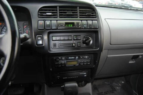 2001 Isuzu Trooper LS