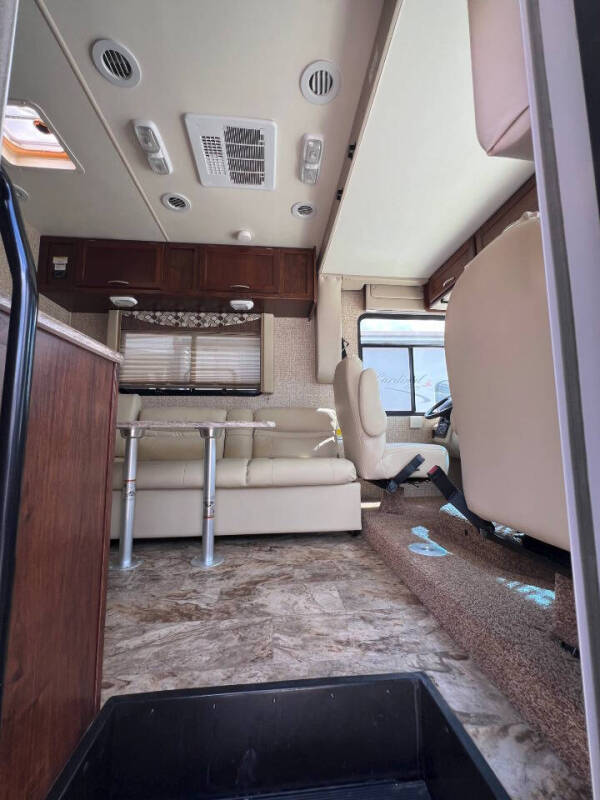 2015 Coachmen RV Pursuit 27KB