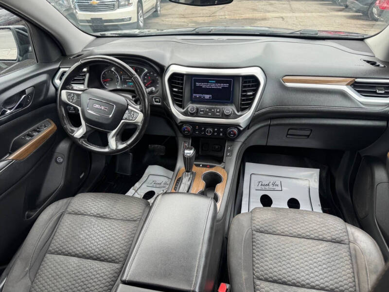2018 GMC Acadia SLE-2