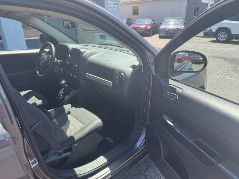 2016 Jeep Compass Sport