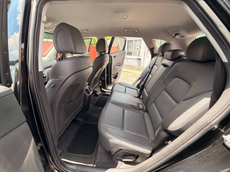 2017 Hyundai Tucson SE Plus