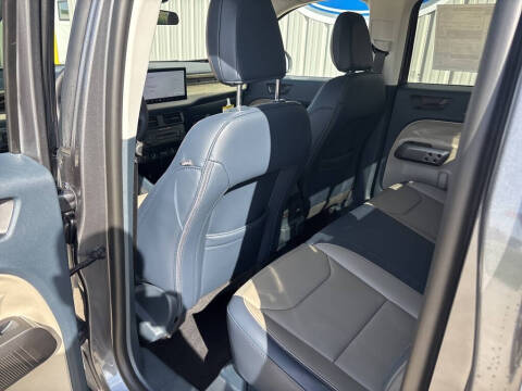 2025 Ford Maverick Lariat