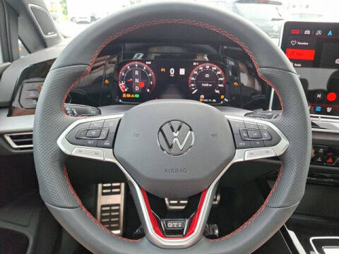 2025 Volkswagen Golf GTI Autobahn