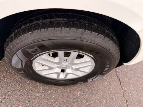 2017 Nissan Frontier SV V6