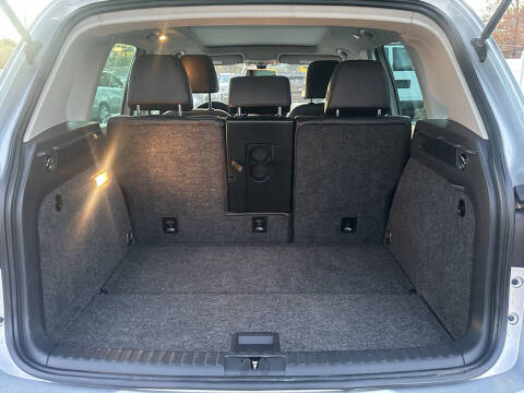 2017 Volkswagen Tiguan 2.0T Wolfsburg Edition 4Motion