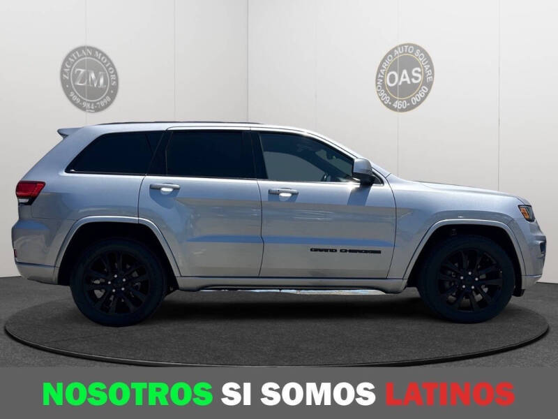 2019 Jeep Grand Cherokee Laredo