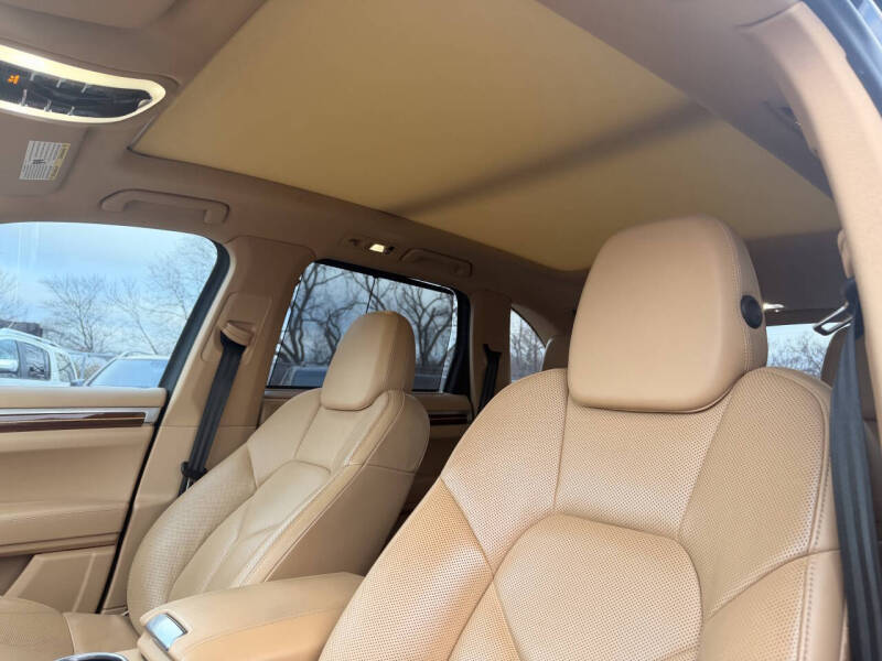 2017 Porsche Cayenne S