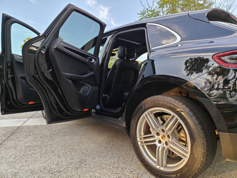 2016 Porsche Macan S