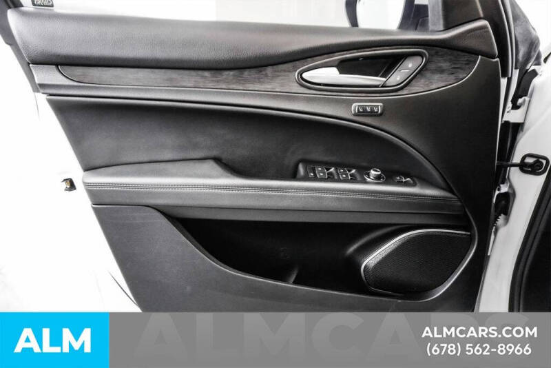 2022 Alfa Romeo Stelvio Sprint