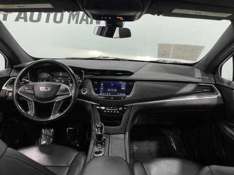 2020 Cadillac XT5 Sport