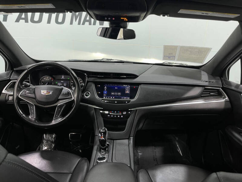 2020 Cadillac XT5 Sport