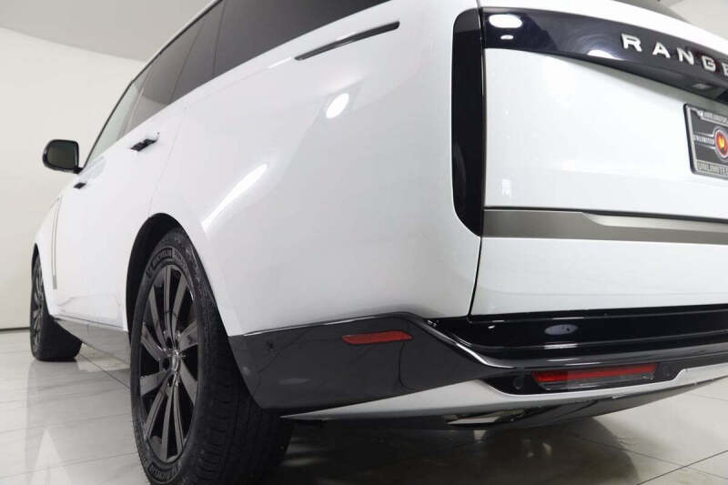 2024 Land Rover Range Rover P400 SE