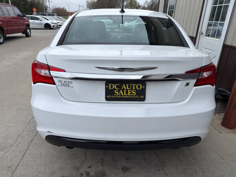 2012 Chrysler 200 S