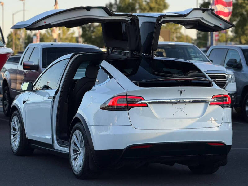 2020 Tesla Model X