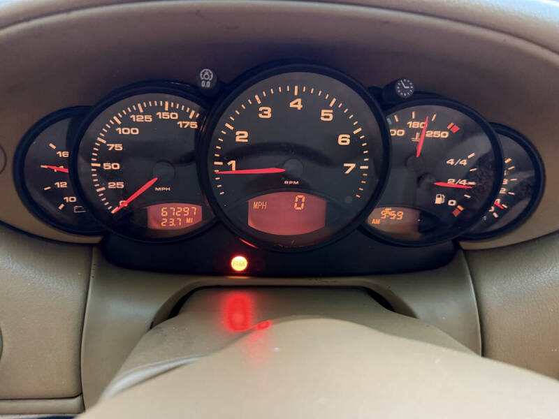 2000 Porsche 911 Carrera