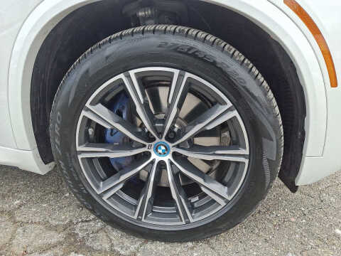 2025 BMW X5 xDrive50e