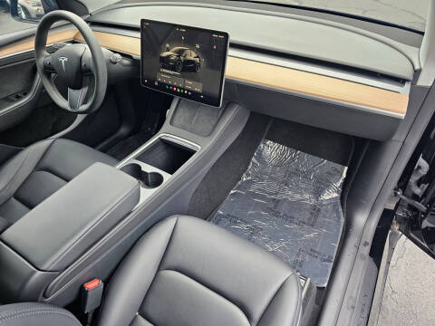 2023 Tesla Model Y Performance