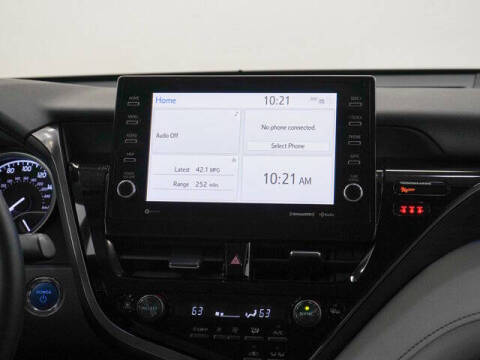 2021 Toyota Camry Hybrid XLE