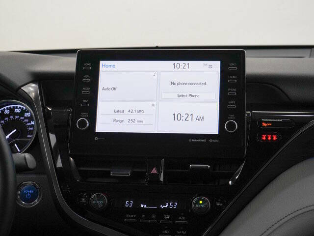 2021 Toyota Camry Hybrid XLE