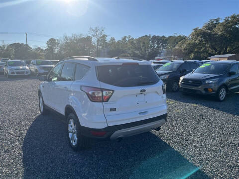 2017 Ford Escape SE