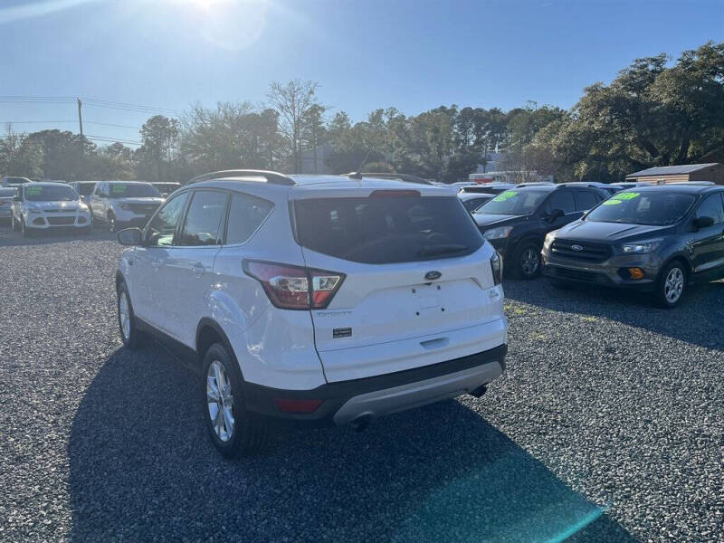 2017 Ford Escape SE