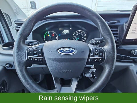 2022 Ford E-Transit