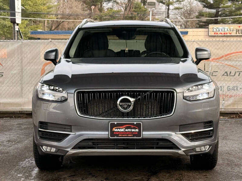 2018 Volvo XC90 T6 Momentum