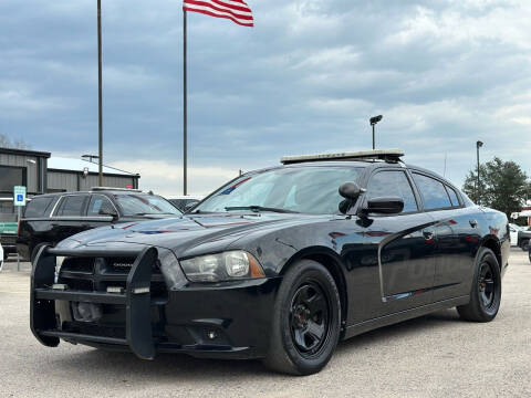 2013 Dodge Charger for sale at Chiefs Auto Group in Hempstead TX