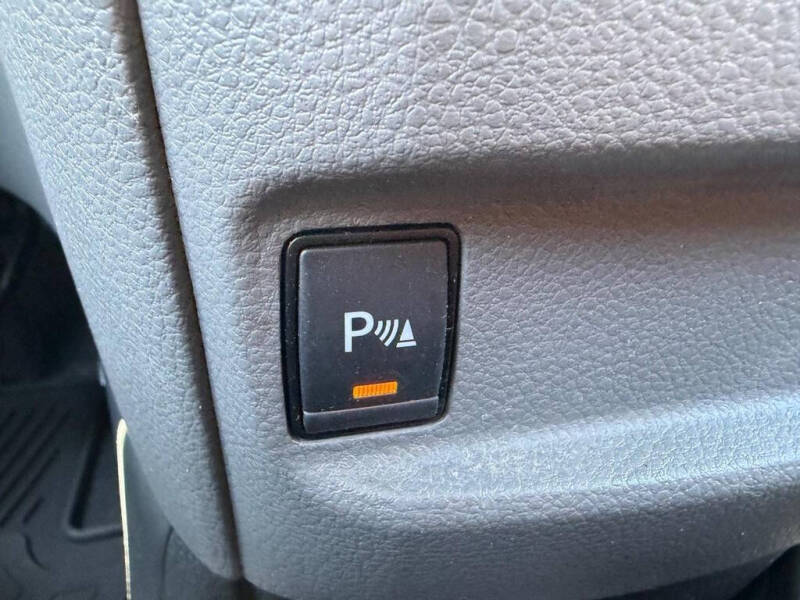 2021 Nissan NV200 SV