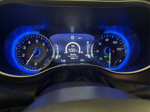 2017 Chrysler Pacifica Touring-L Plus