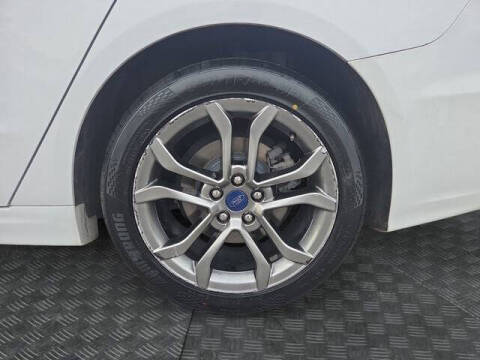 2020 Ford Fusion SEL