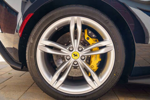 2025 Ferrari 296 GTS