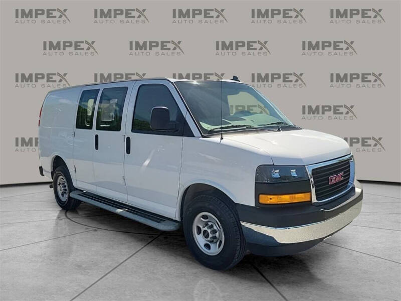 2023 GMC Savana 2500