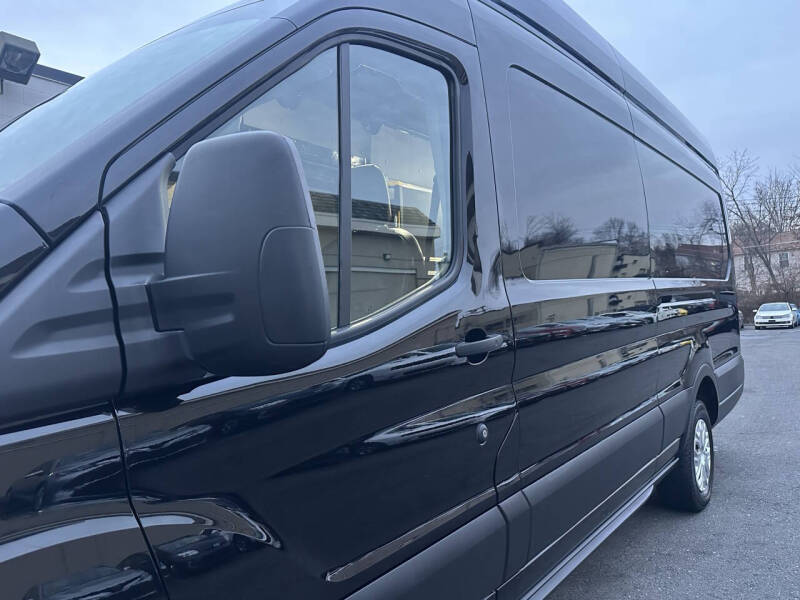 2023 Ford E-Transit 350