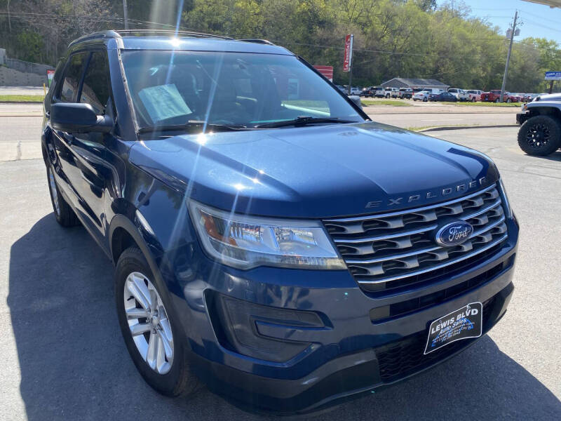 2016 Ford Explorer