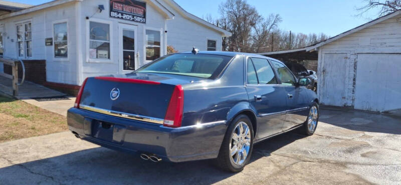2009 Cadillac DTS Performance