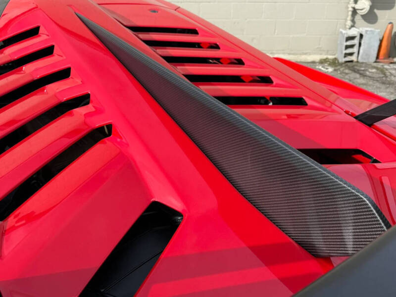 2022 Lamborghini Huracan STO