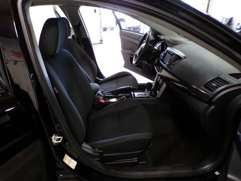 2017 Mitsubishi Lancer