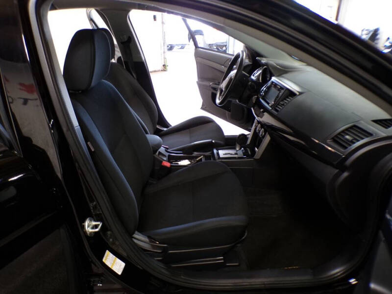 2017 Mitsubishi Lancer