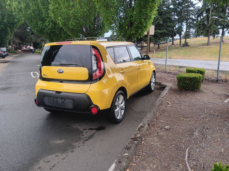 2014 Kia Soul +