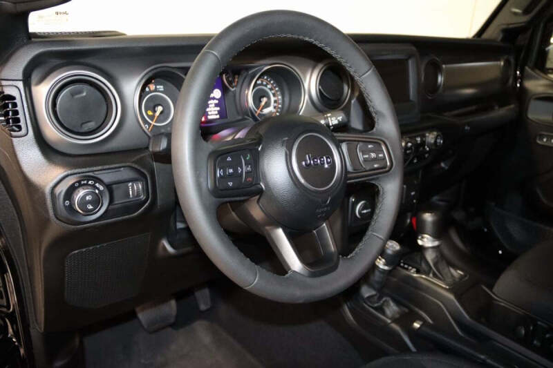 2023 Jeep Gladiator Sport S