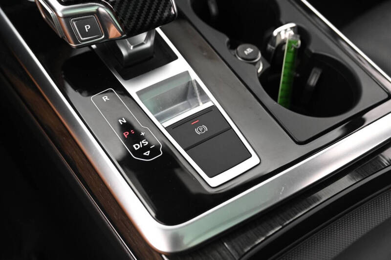 2020 Audi Q7 quattro Premium Plus 55 TFSI