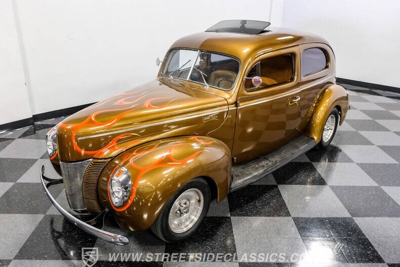 1940 Ford Deluxe